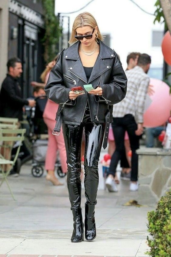 How to wear a leather pant