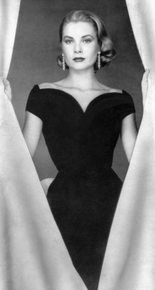 makeup ideas for black dress