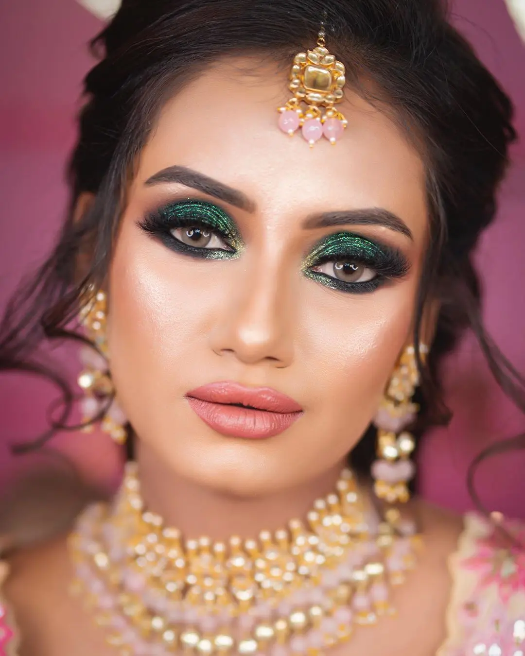 green smokey wedding makeup