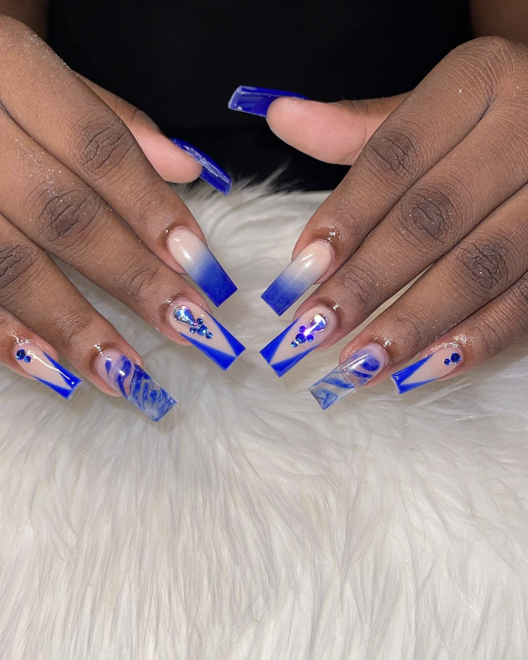 royal blue marble nails