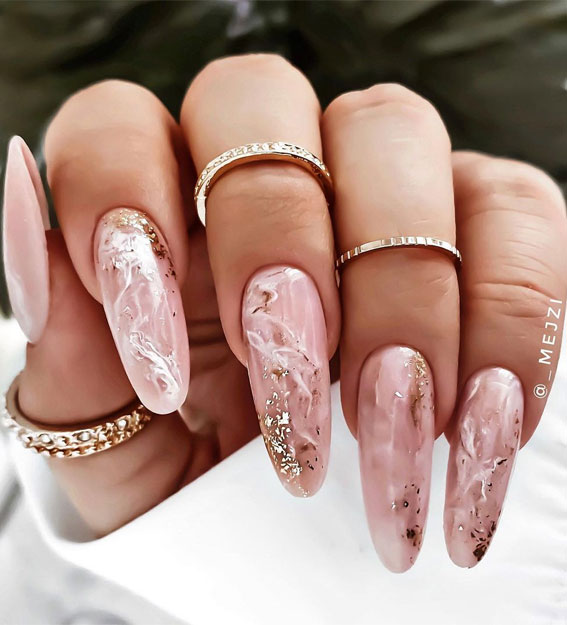 nude marble nails