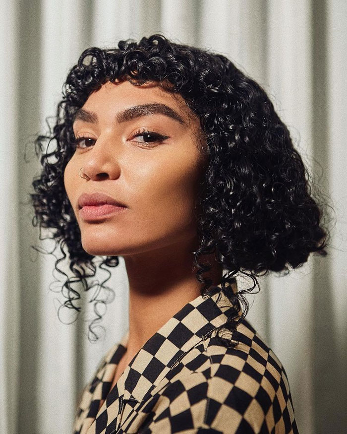 short haircuts with bangs