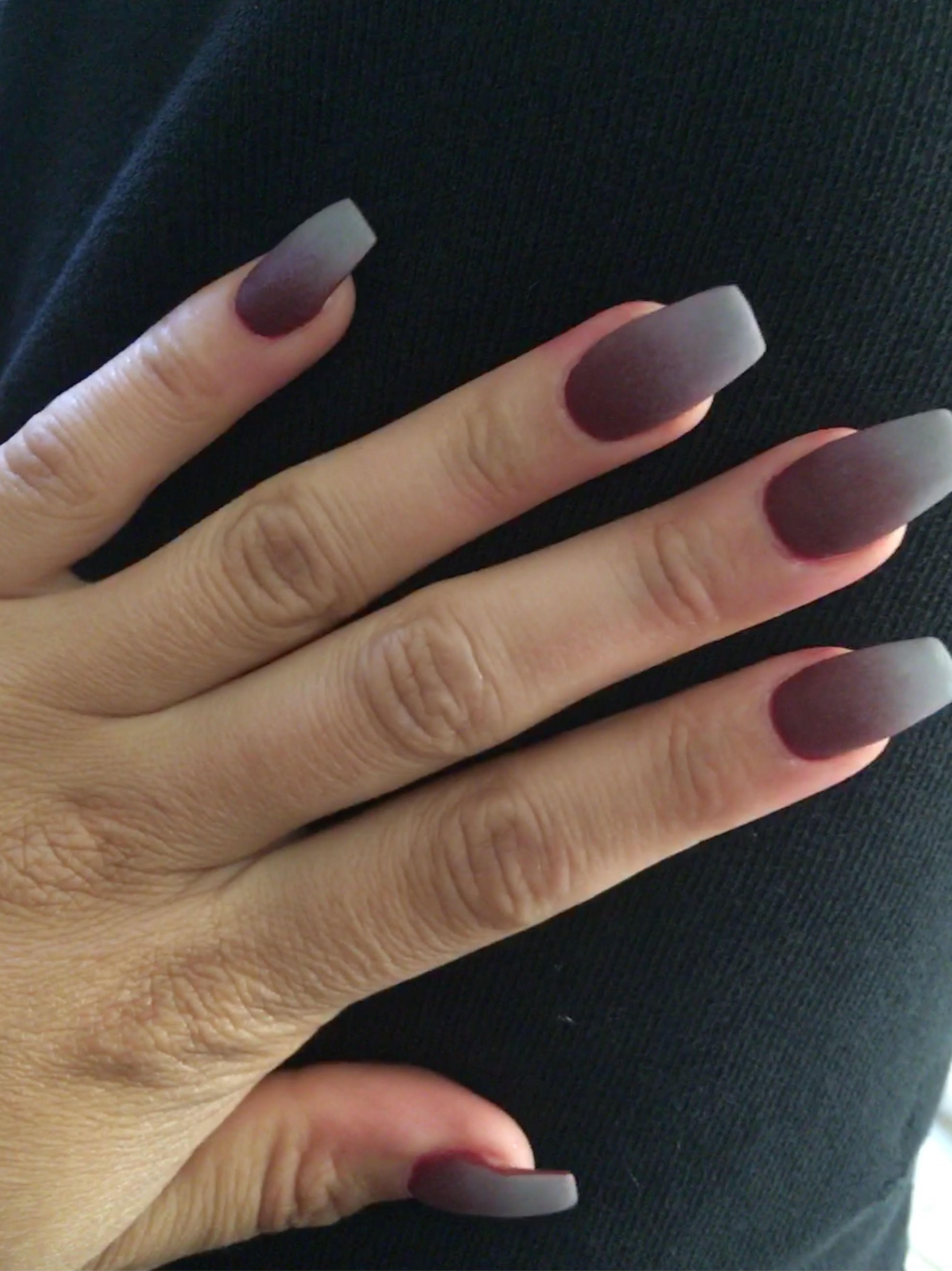 red nd gray ombre nails 