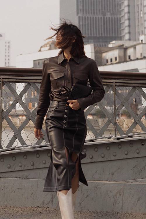 leather skirt outfit ideas