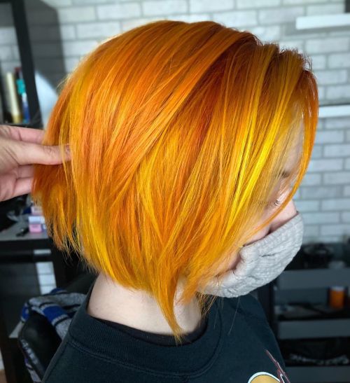 Yellow hair color idea for short hair