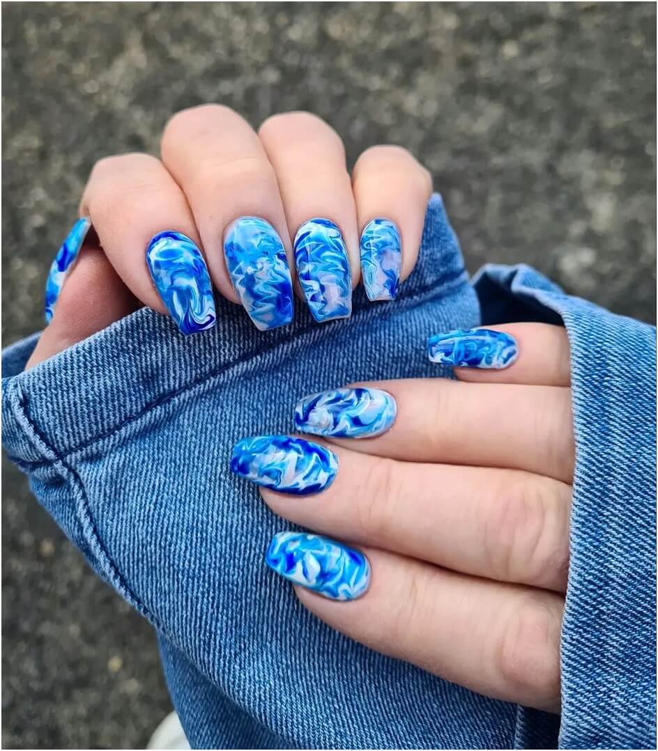 royal blue marble nails