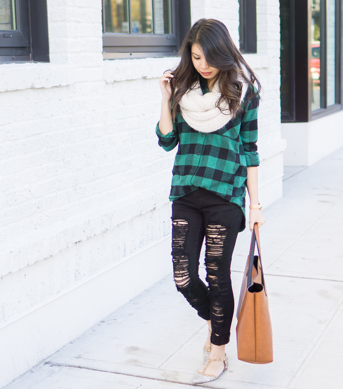 ripped jeans outfit ideas