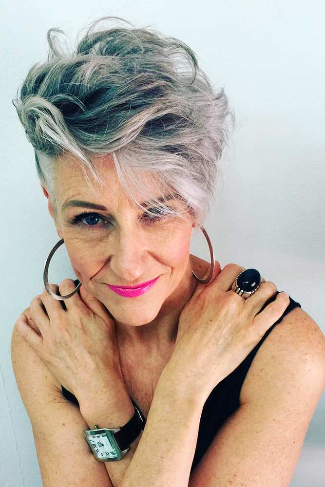 short haircuts for women over 50 with curly hair
