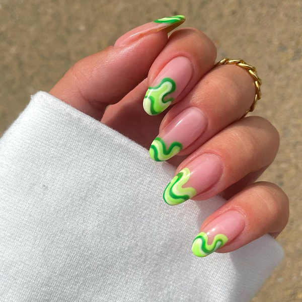 green swirl nail designs