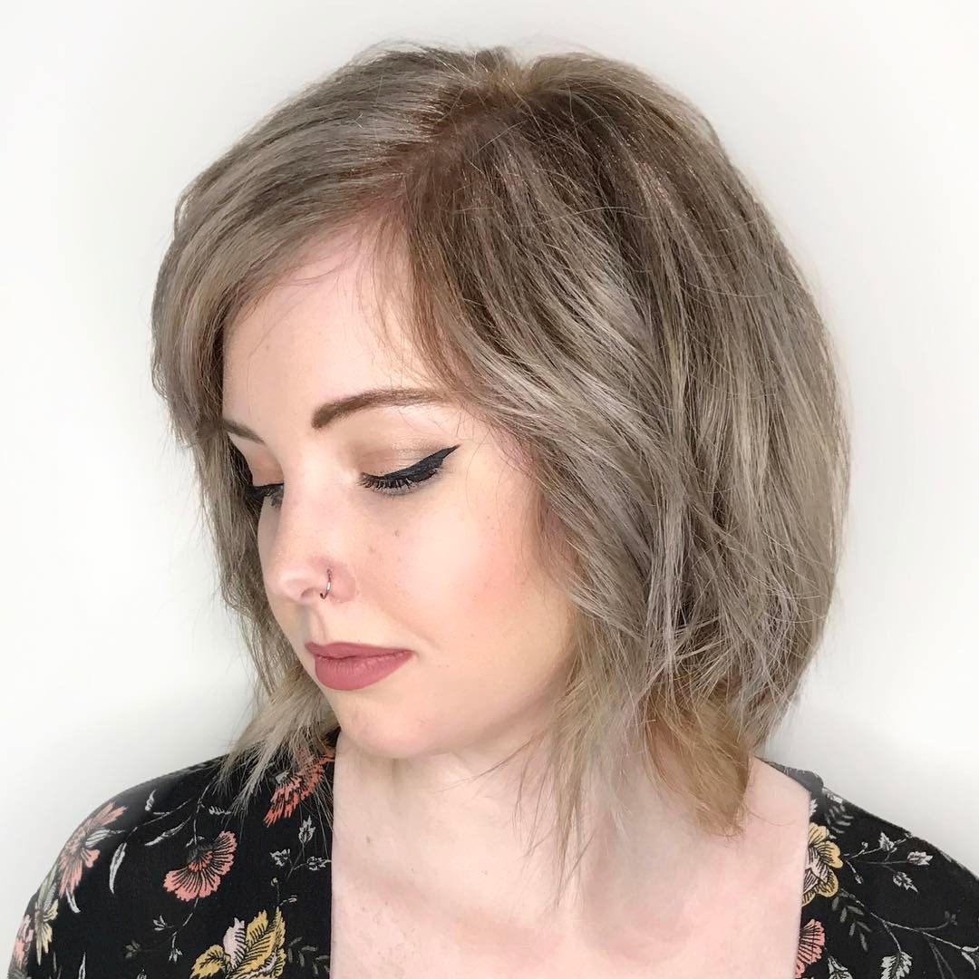 short hairstyles for chubby faces and double chins