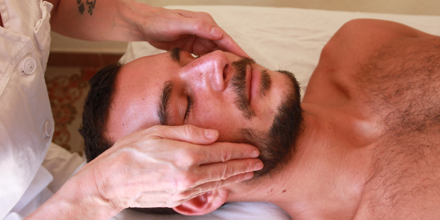 beard facial massage